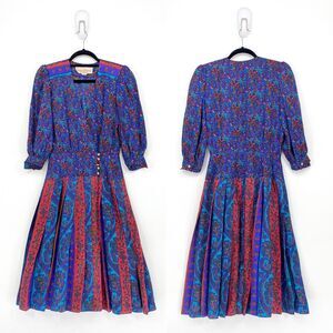VTG Richard Warren Petites Women 6 Paisley Dress Blue Silk Pleated Folklore